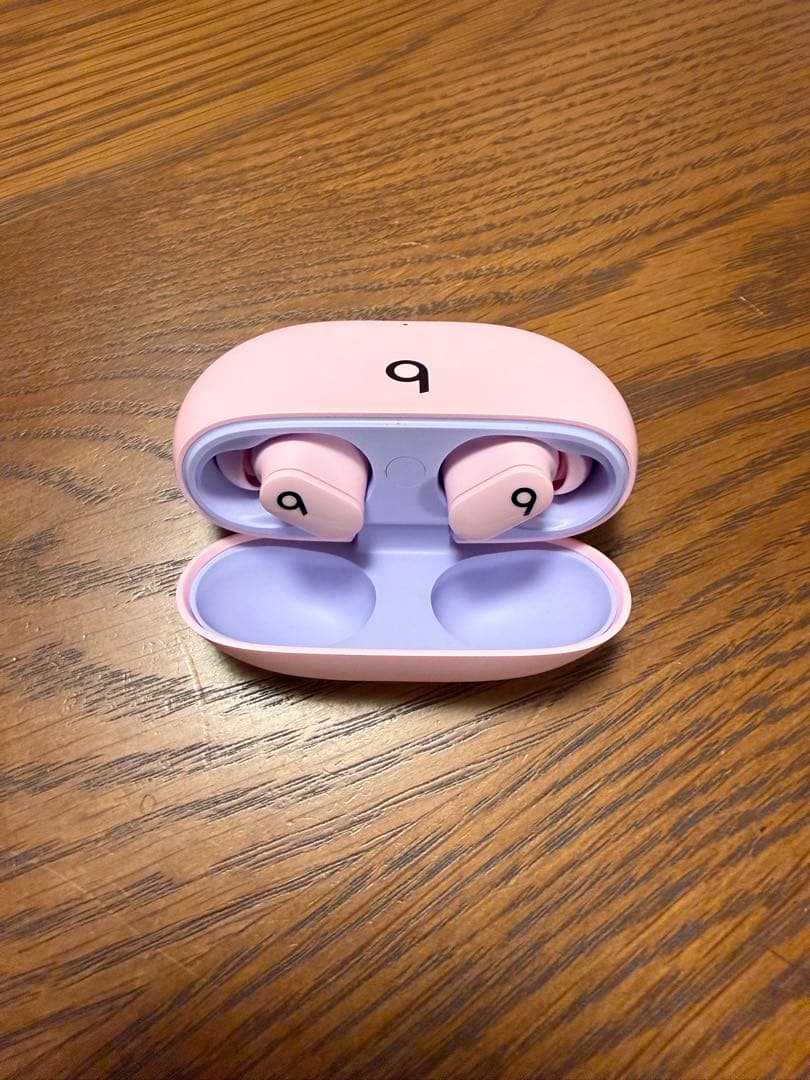 Beats Studio Buds限定ピンクモデル