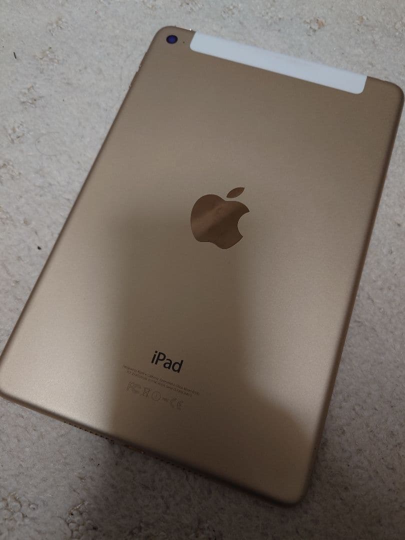 iPad mini4 32ギガ　セルラーモデル