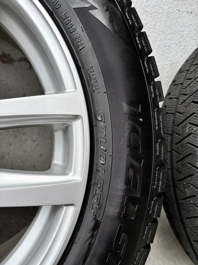 Volkswagen Tiguan 18インチ ホイール+スタッドレスセット