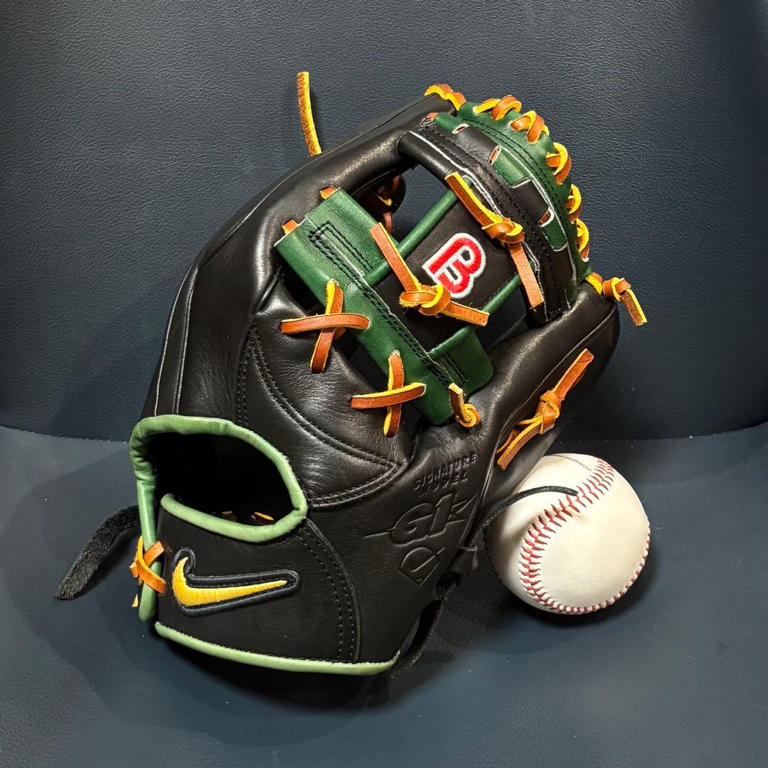 【匿名配送】ナイキ　岩村モデル　内野用　オーダー風カスタム