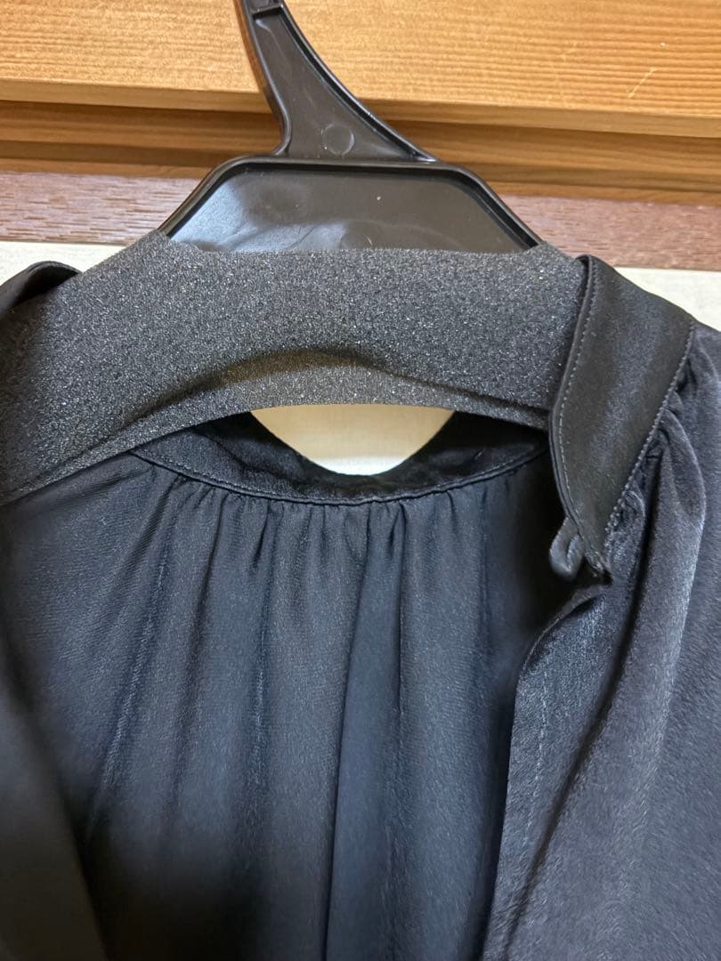 iconology　花を着るブラウス#05【菊】　Black