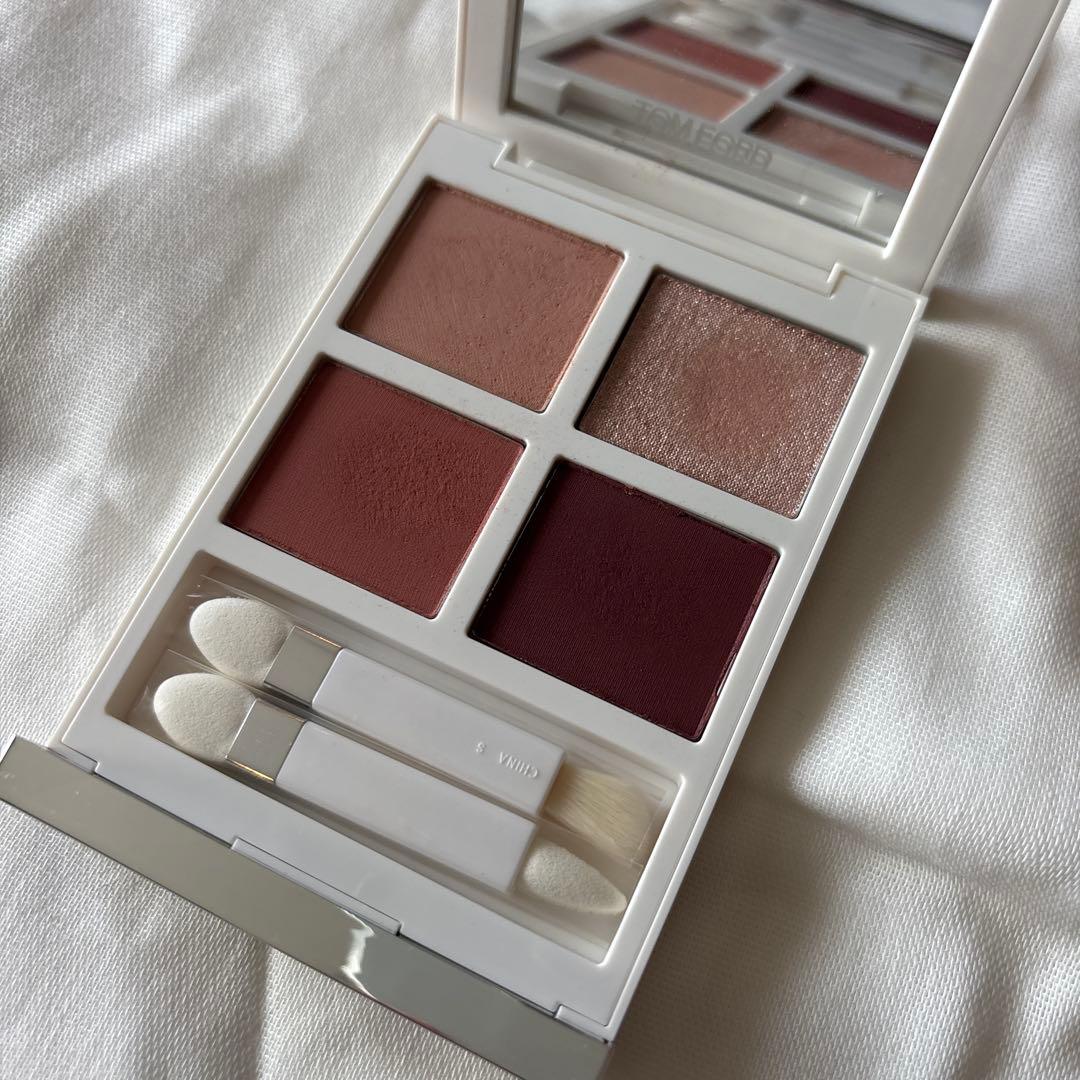 限定品トムフォードアイカラークォード01SNシャレーミンク