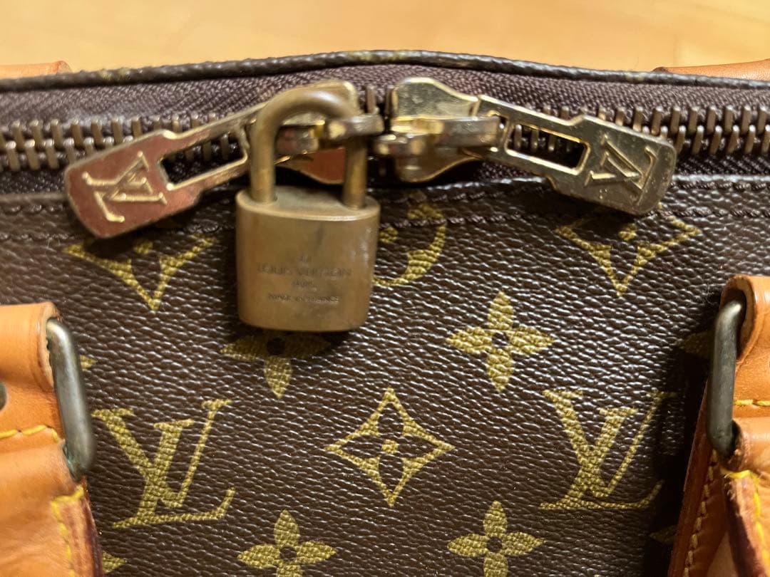 【直営店購入】“旅行にプレゼントに”美品ルイヴィトン　モノグラム キーポル50