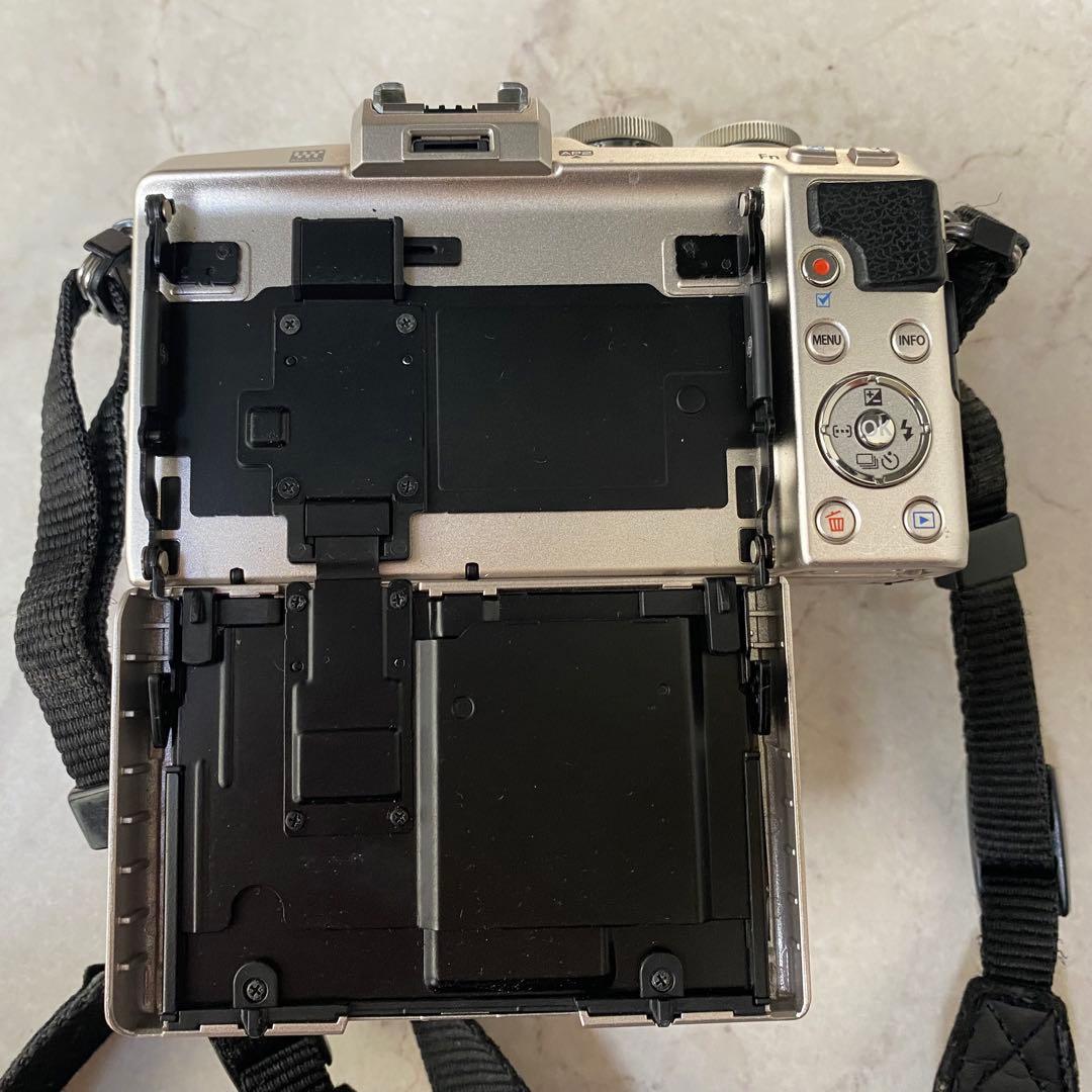 【ジャンク品】OLYMPUS PEN Lite E-PL7 ミラーレスカメラ