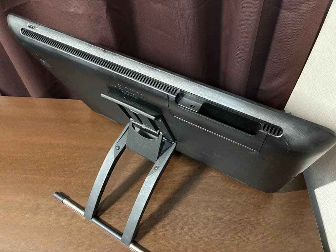 WACOM Cintiq 22 21.5型 DTK2260K0