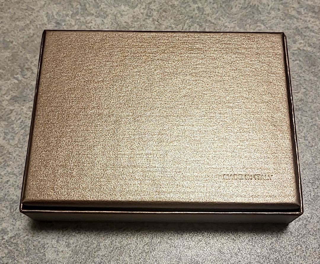 BVLGARI　カード入れ　新品未使用