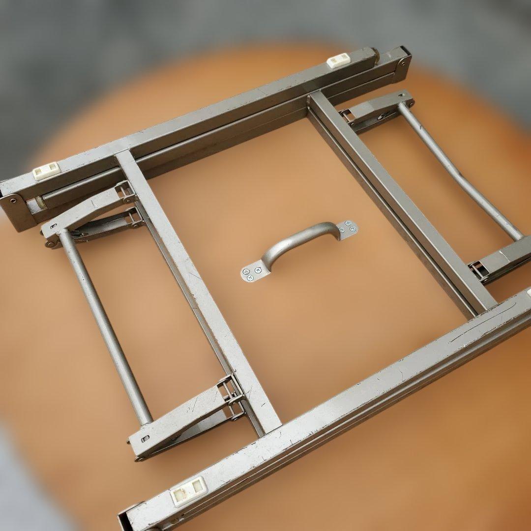 円形折りたたみテーブル ブラウン