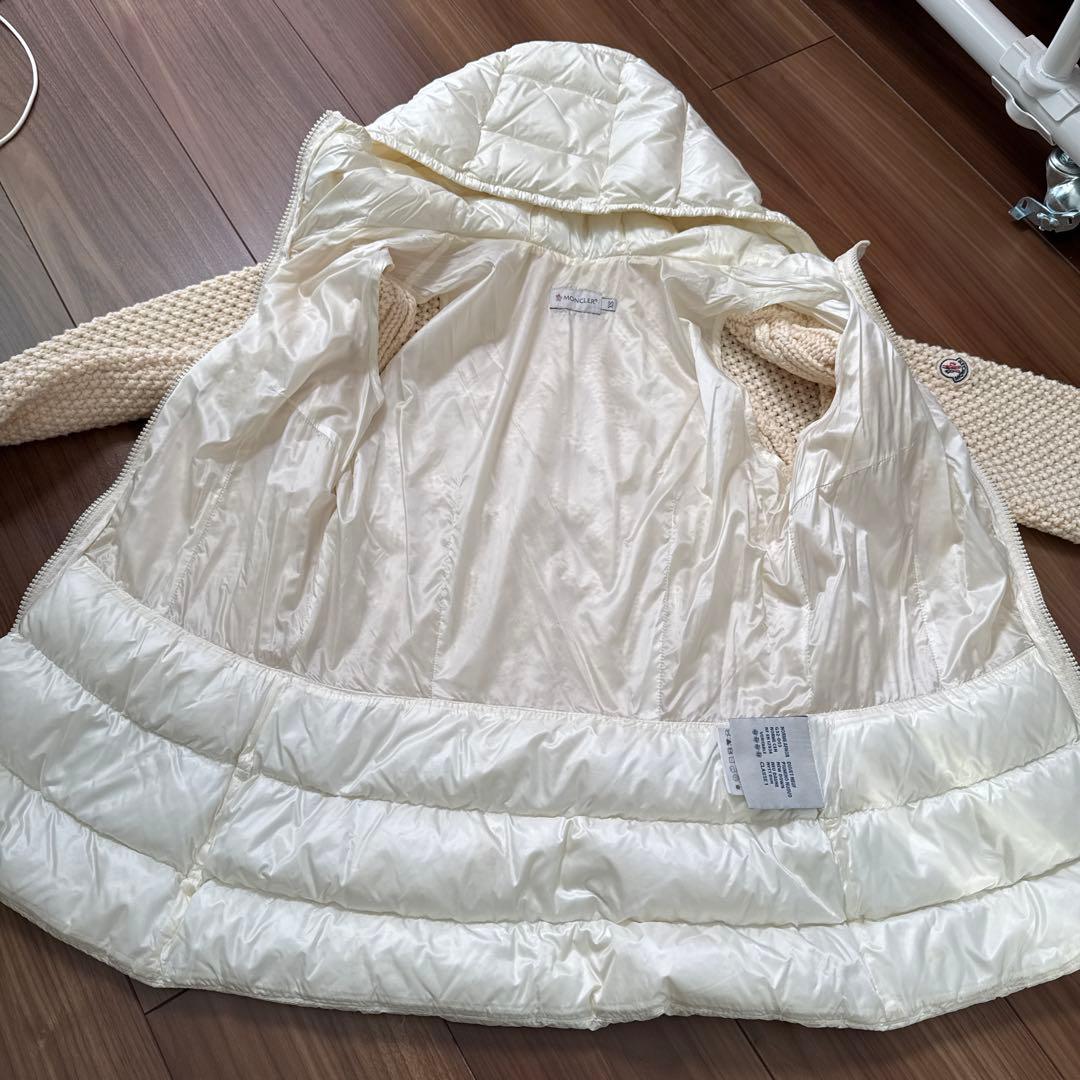えむ　MONCLER フード付きダウンジャケット アイボリー
