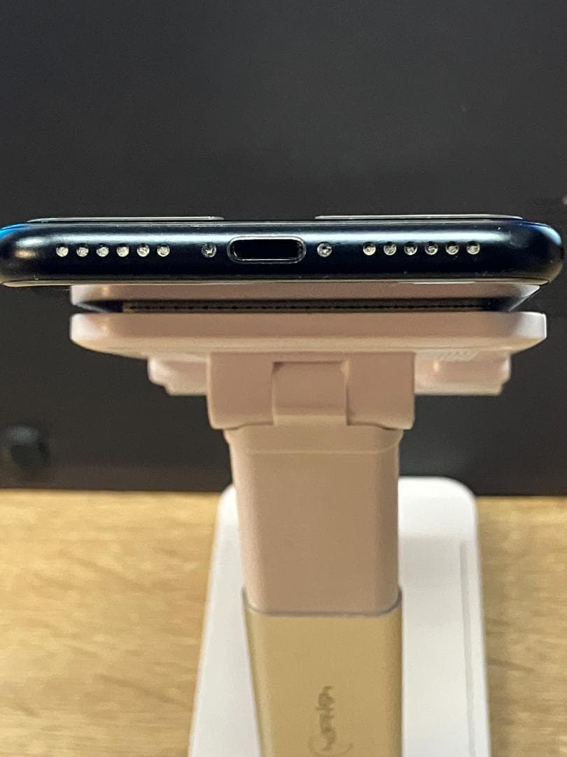 【最終値下】【美品】iPhone SE 第3世代 64GB