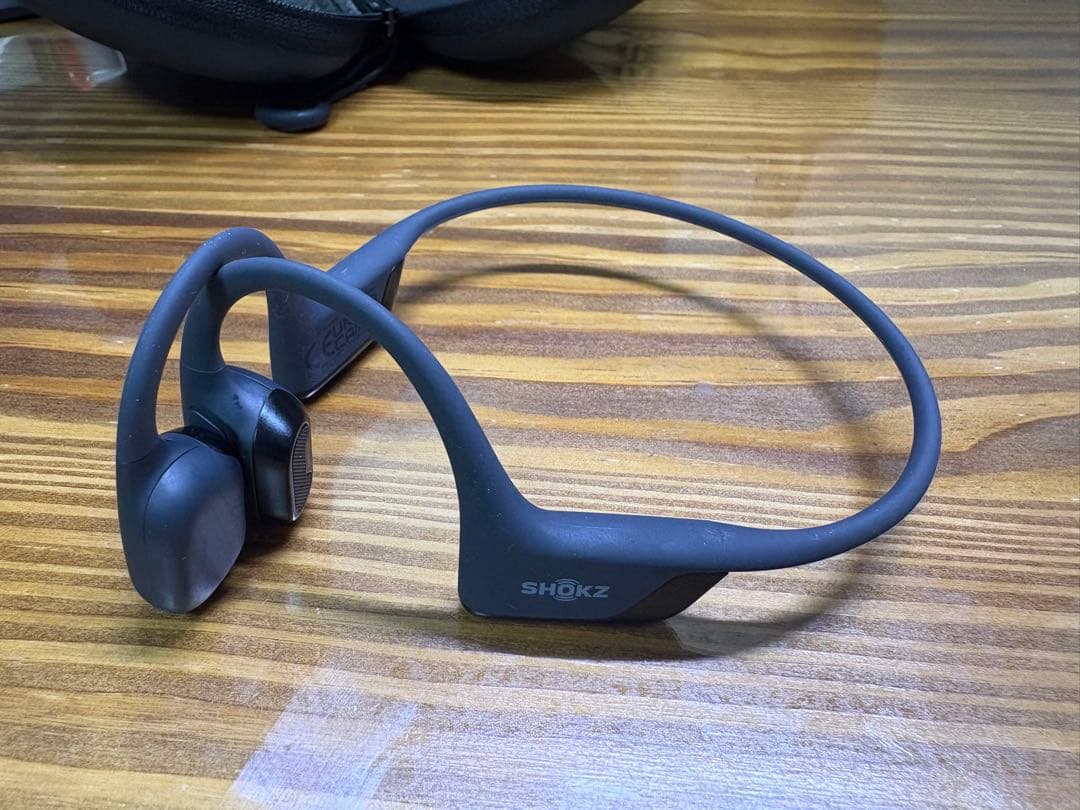 SHOKZ OPENRUN PRO 2 Mini 骨伝導イヤホン　ブラック