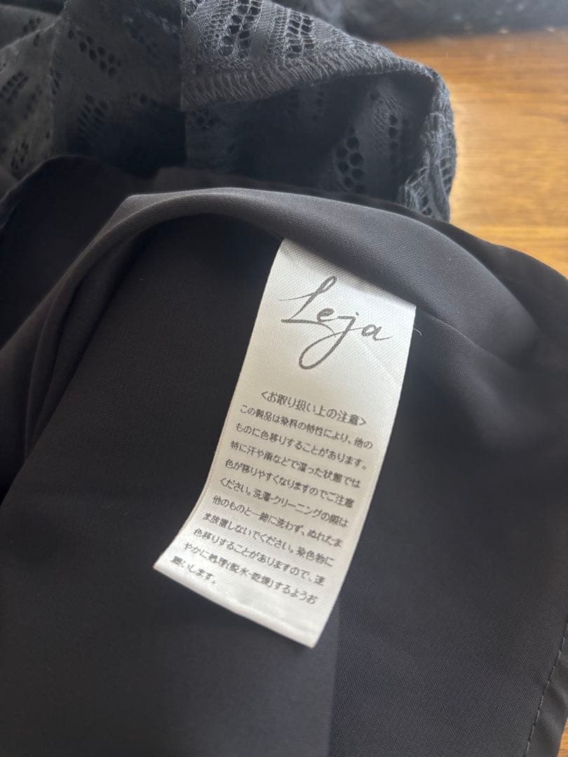 JEJAレースビッグカラー花柄ワンピースドレス レース襟付きブラックドレス