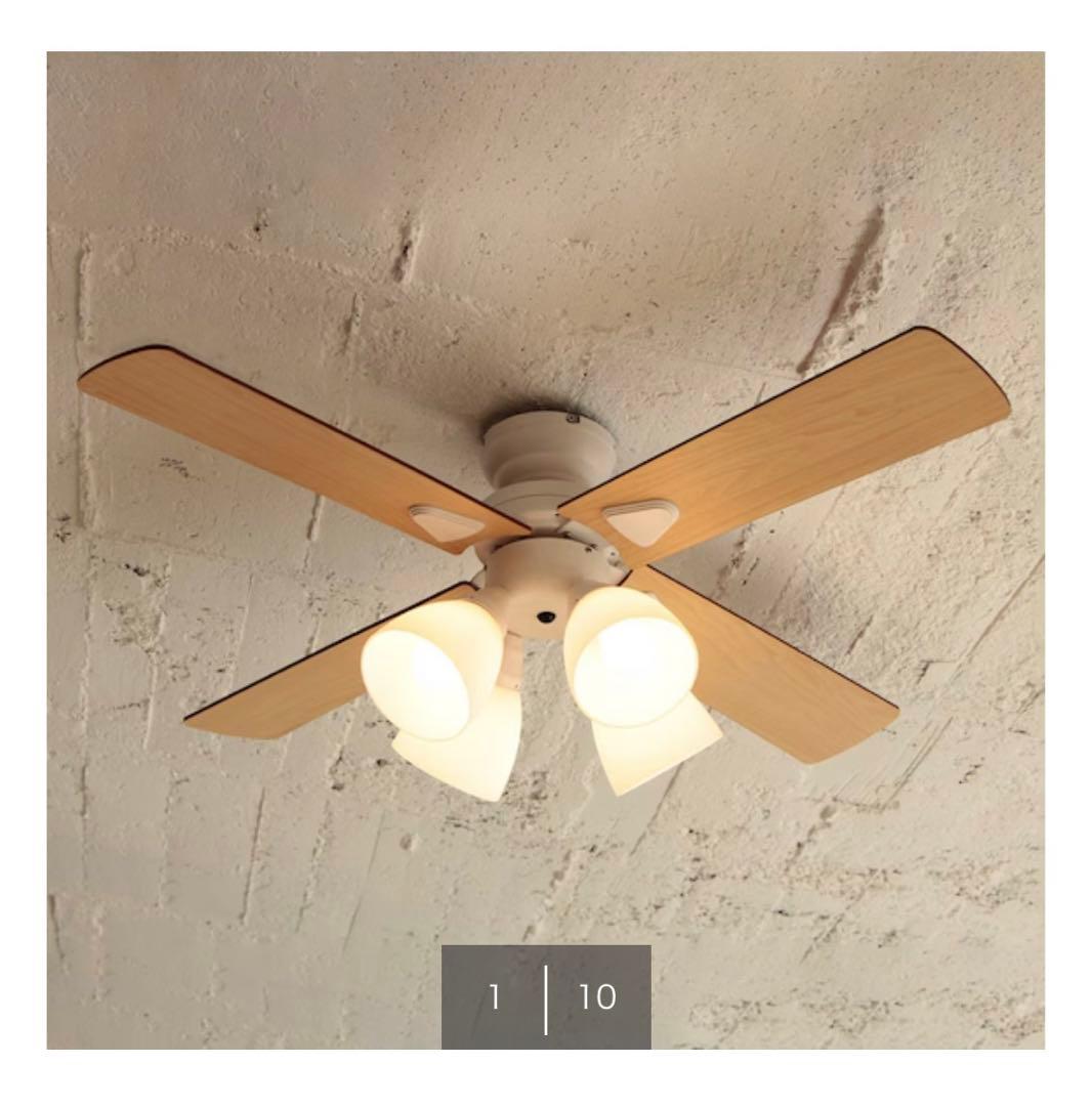 シンプルデザインのシーリングファン(4灯 ホワイト)