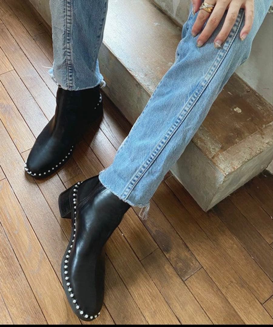 アキロン×DONOBANコラボ　パールショートブーツLサイズ