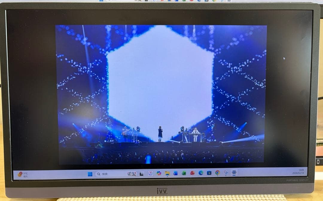 ポータブルモニター 4K 15.6インチ 映像確認済訳ありジャンク