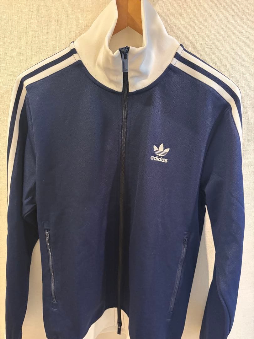 【新品未使用美品】adidas トラックジャケット Lネイビー/ホワイト