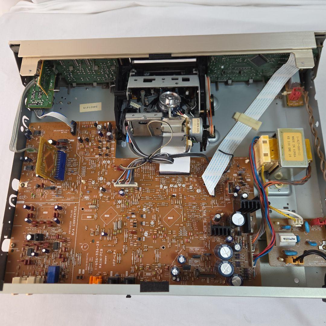 DATデッキ sony DTC―ZE 700ゴ－ルドSBM 搭載機