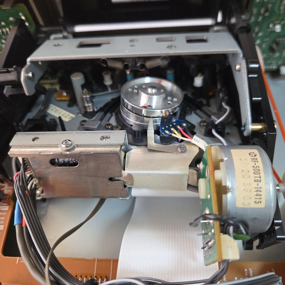 DATデッキ sony DTC―ZE 700ゴ－ルドSBM 搭載機