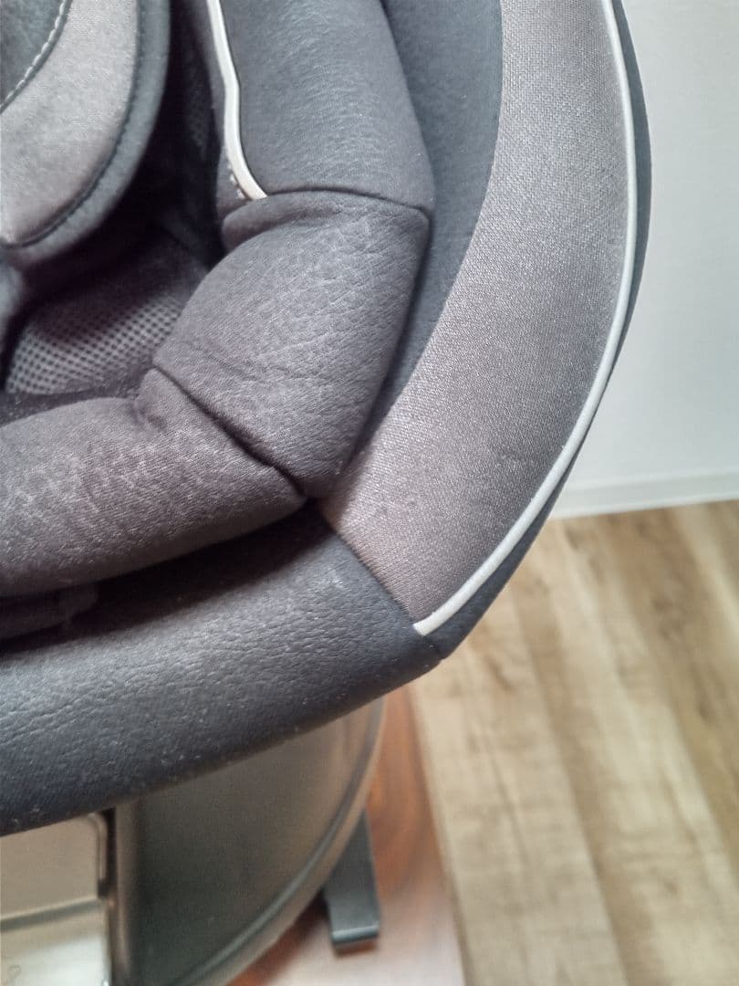 【ISOFIX】COMBI　ネムール　エッグショック　NF-700