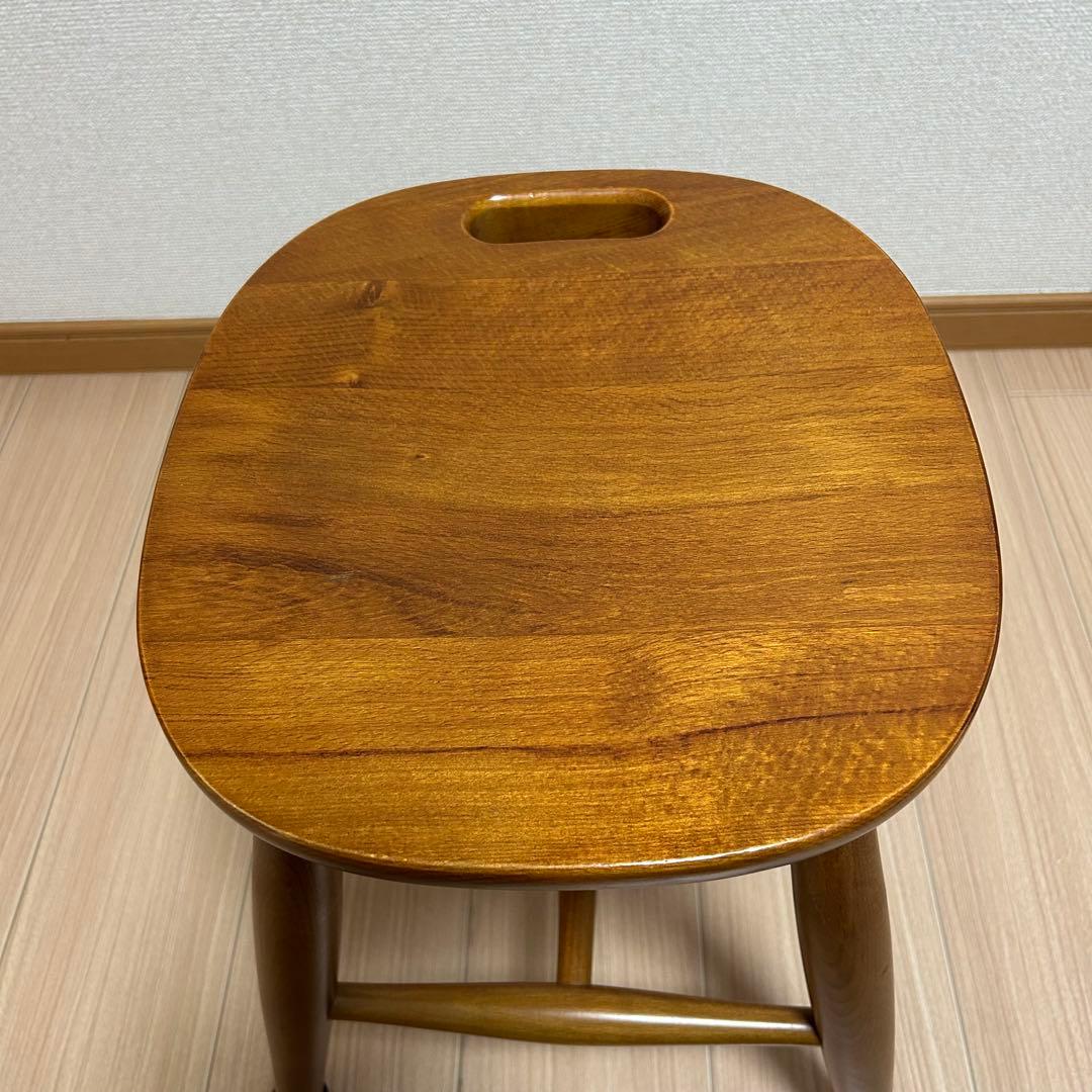 飛騨産業　木製スツール 持ち手付き 椅子 チェア　キツツキマーク　191263