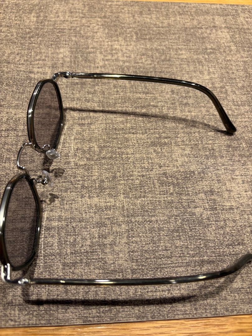 aim サングラス　dats カーキ 2025年5月購入