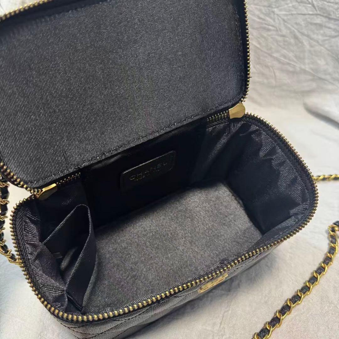 ノベルティ バニティ ショルダーバッグ　VIP限定