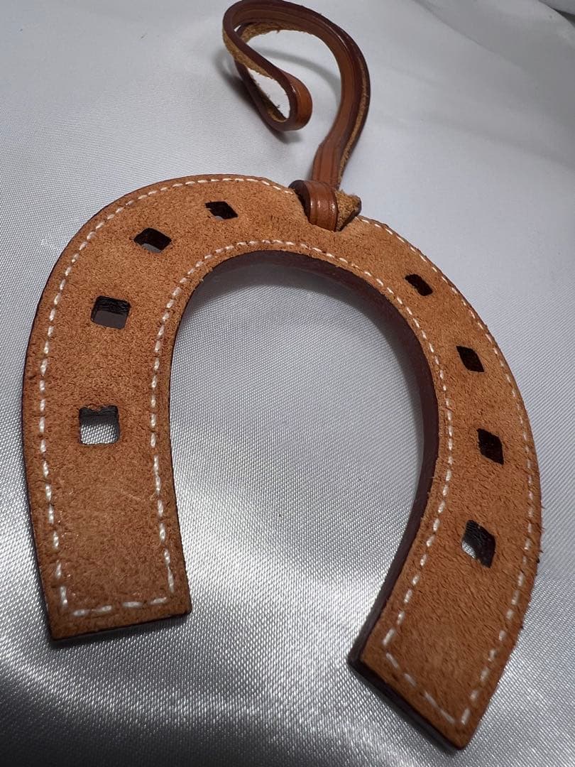 エルメス パドックチャーム ブラウン