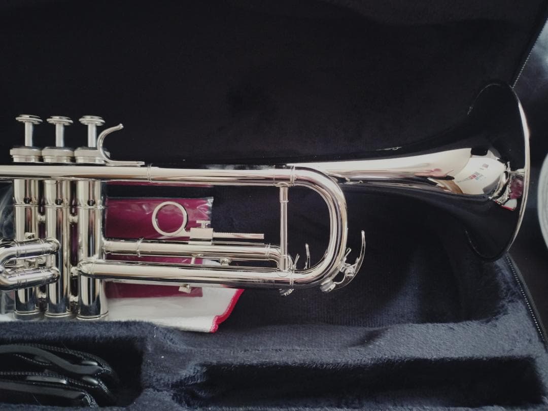 トランペット　銀　SLADE　未使用品