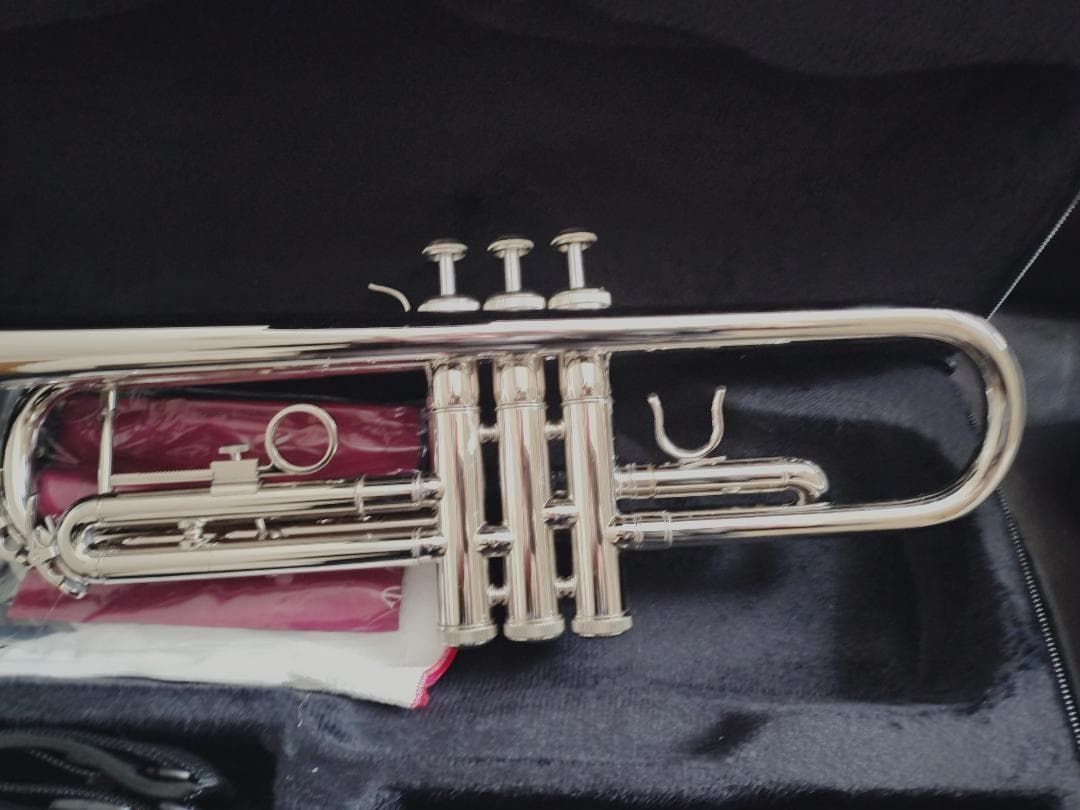 トランペット　銀　SLADE　未使用品
