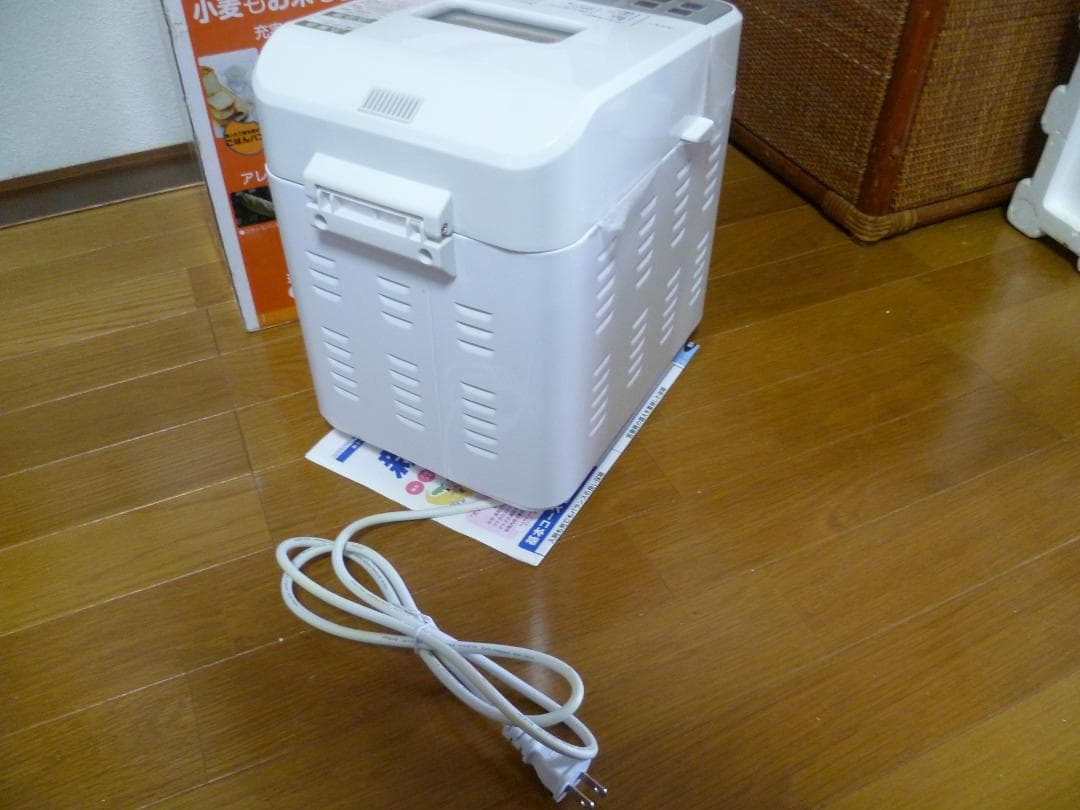 TWINBIRD ホームベーカリー自動具入れ機能付 　PY-E731