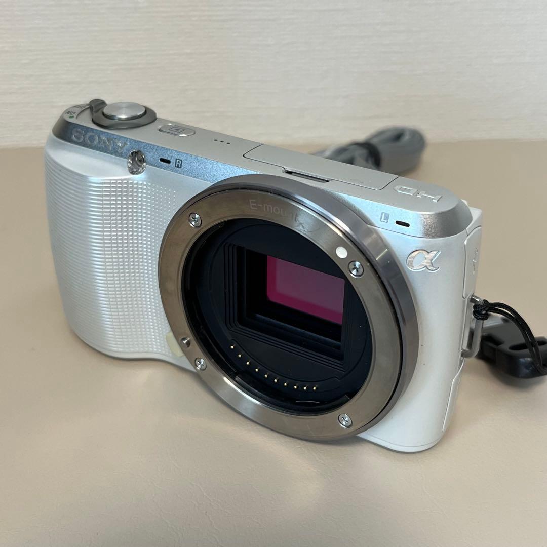 Sony NEX-C3 ミラーレス一眼　カメラ　ホワイト