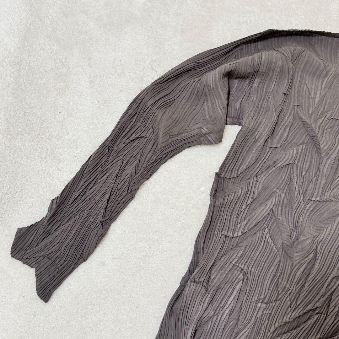 極美品✨ISSEY MIYAKE 立体プリーツ　変形　オーバーサイズ　トップス