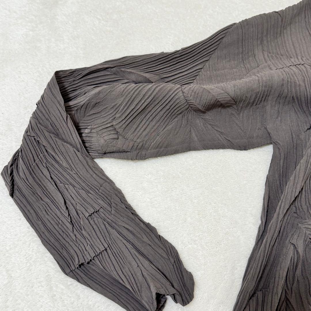 極美品✨ISSEY MIYAKE 立体プリーツ　変形　オーバーサイズ　トップス