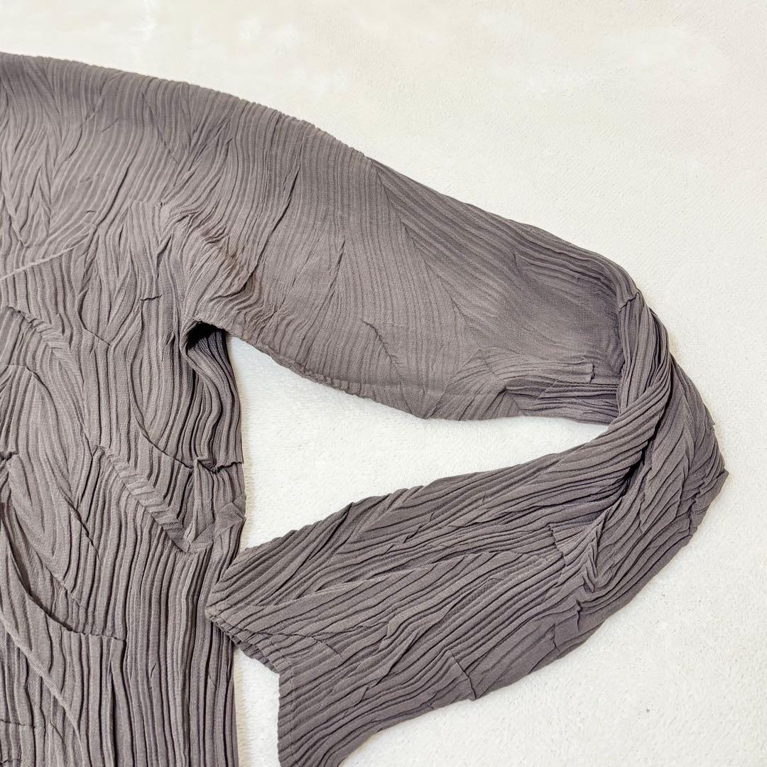 極美品✨ISSEY MIYAKE 立体プリーツ　変形　オーバーサイズ　トップス