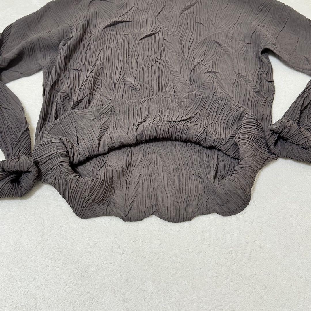 極美品✨ISSEY MIYAKE 立体プリーツ　変形　オーバーサイズ　トップス