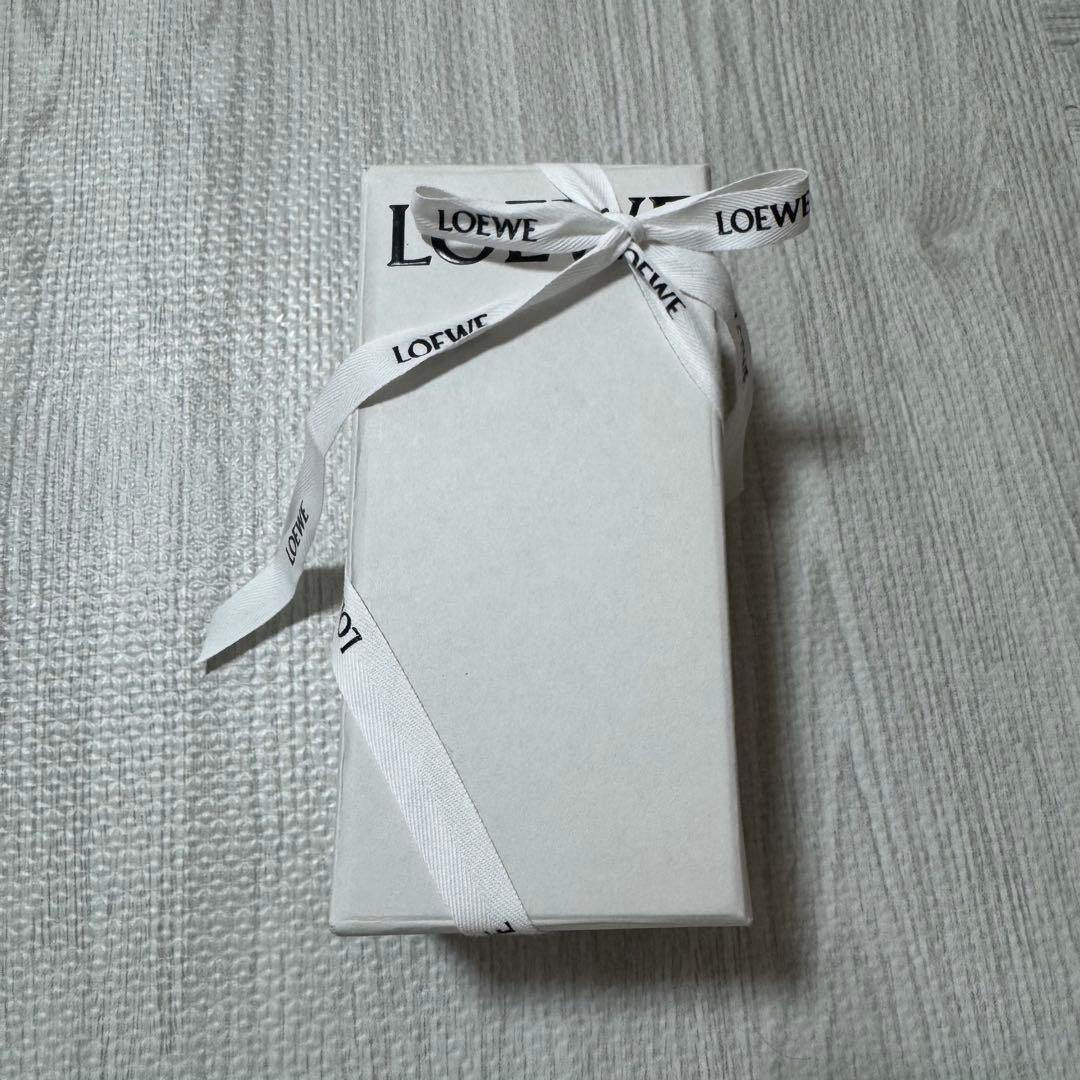 LOEWE アイビー ボディローション（360ml）