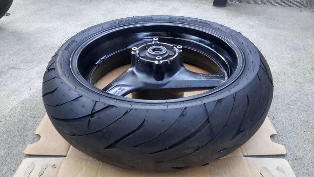 cb400sf nc39 VTECⅡ リア純正ホイールタイヤ付