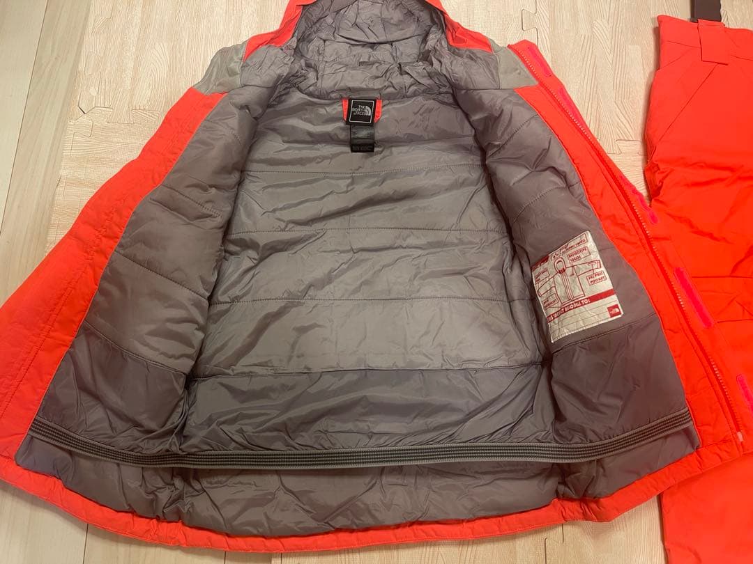 THE NORTH FACE 子供用スキーウェア 蛍光オレンジ　130