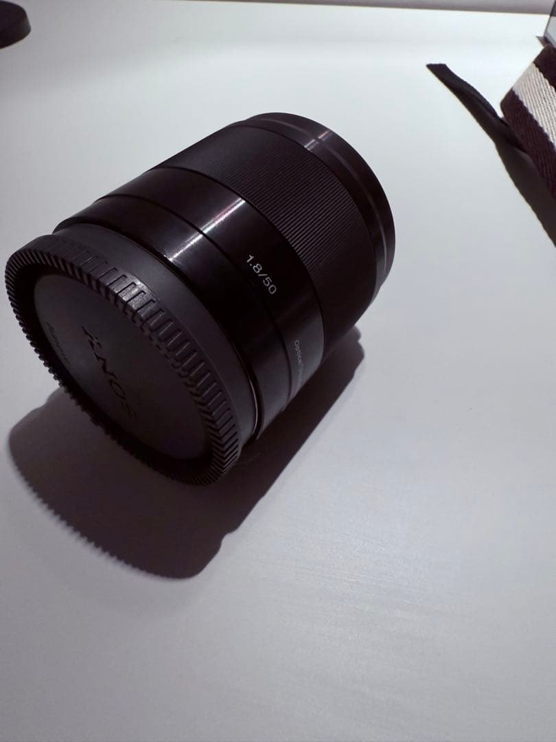 Sony 単焦点レンズ　SEL50F18F
