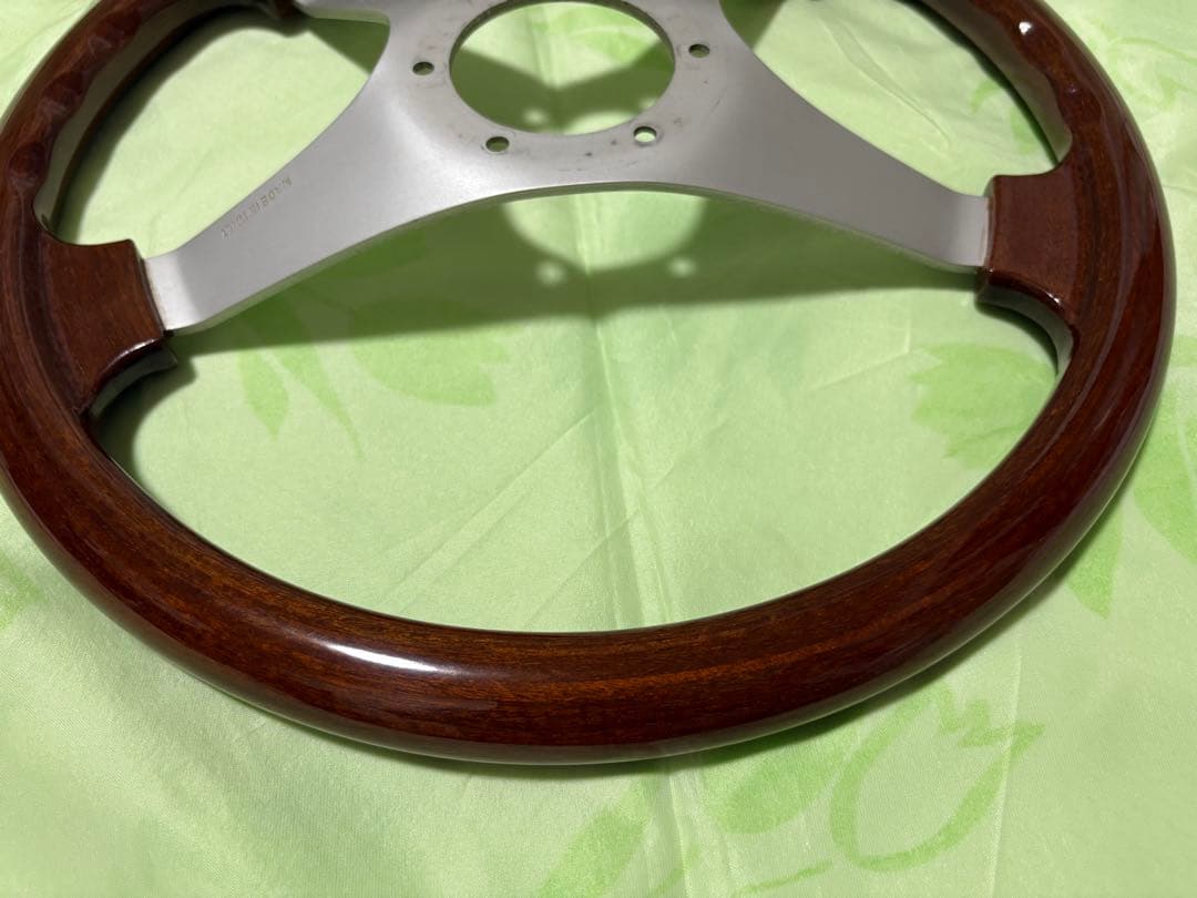 personal ステアリングホイール 4本スポーク