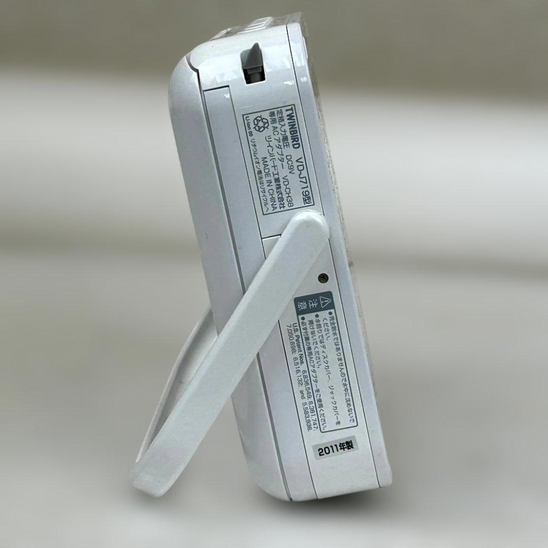 【新品未使用】TWINBIRD 防水DVDプレーヤーZABADY VD-J719