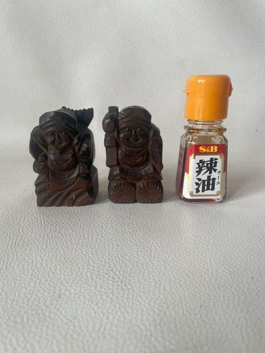 ウンフィア祠に祀られた 大黒様 恵比須様 祠 神棚 木彫刻 縁起物 小ぶり