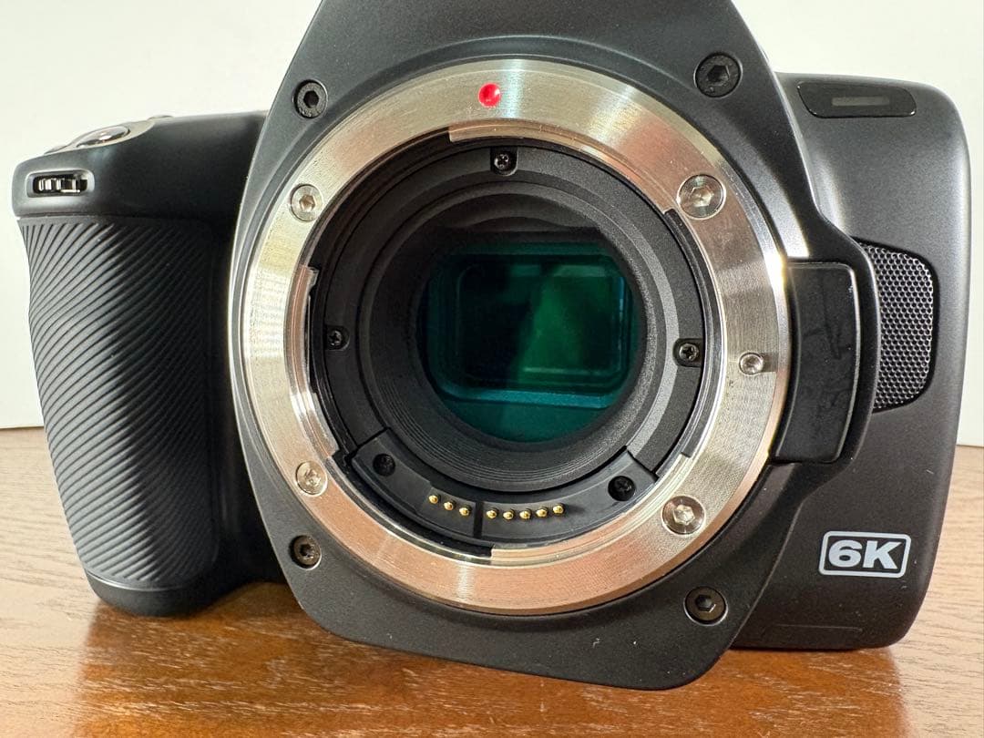 ビデオカメラ Blackmagic Pocket Cinema Camera 6KPro EF