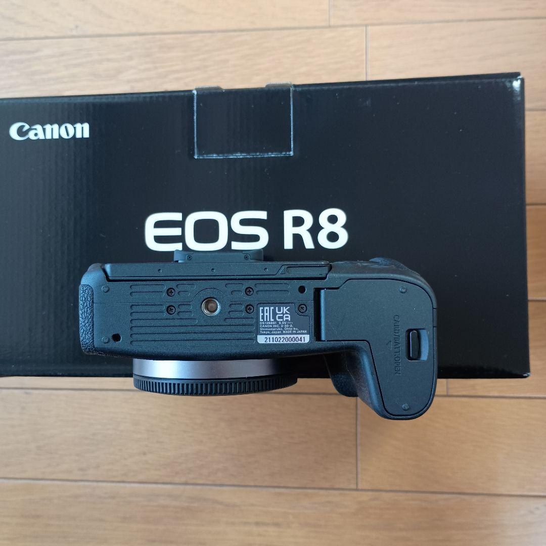 デジタルカメラ Canon_EOSR8