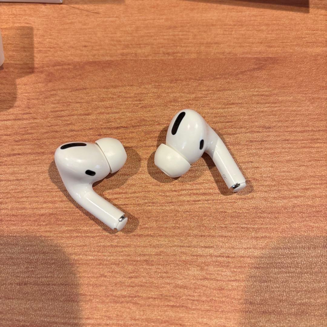 Apple AirPods Pro 第一世代 正規品【箱完備】