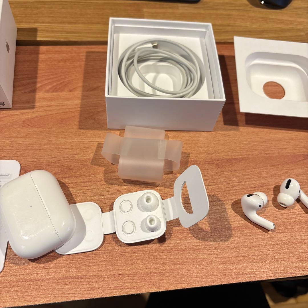 Apple AirPods Pro 第一世代 正規品【箱完備】