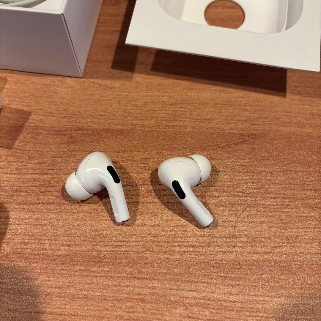 Apple AirPods Pro 第一世代 正規品【箱完備】