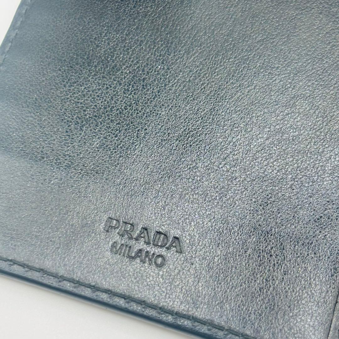 PRADA プラダ サフィアーノレザー iPhoneケース チェーン付