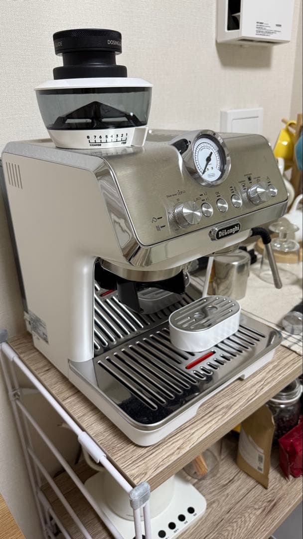 Delonghi ラ・スペシャリスタ・アルテ　EC9155J-W