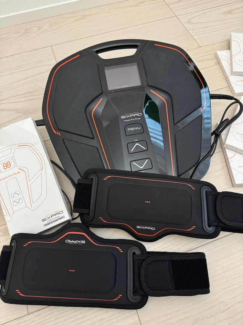 ⭐️MTG正規品　SIXPAD シックスパッド　セット　ＥＭＳ　エクササイズ