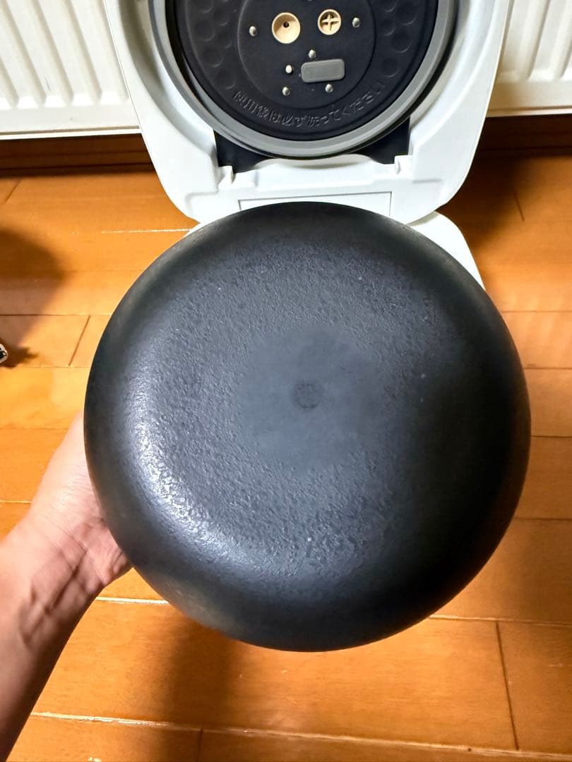 美品　TIGER 炊飯器 可変W圧力　熱封土鍋JPC-B100 5合炊き